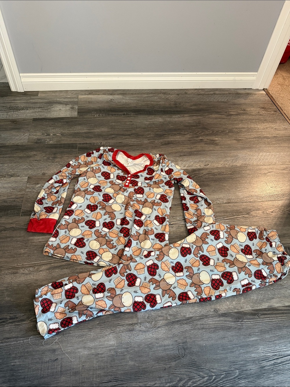 Shirley & Stone Cozy Reindeer Print Women's Pajama Set in Red and Brown